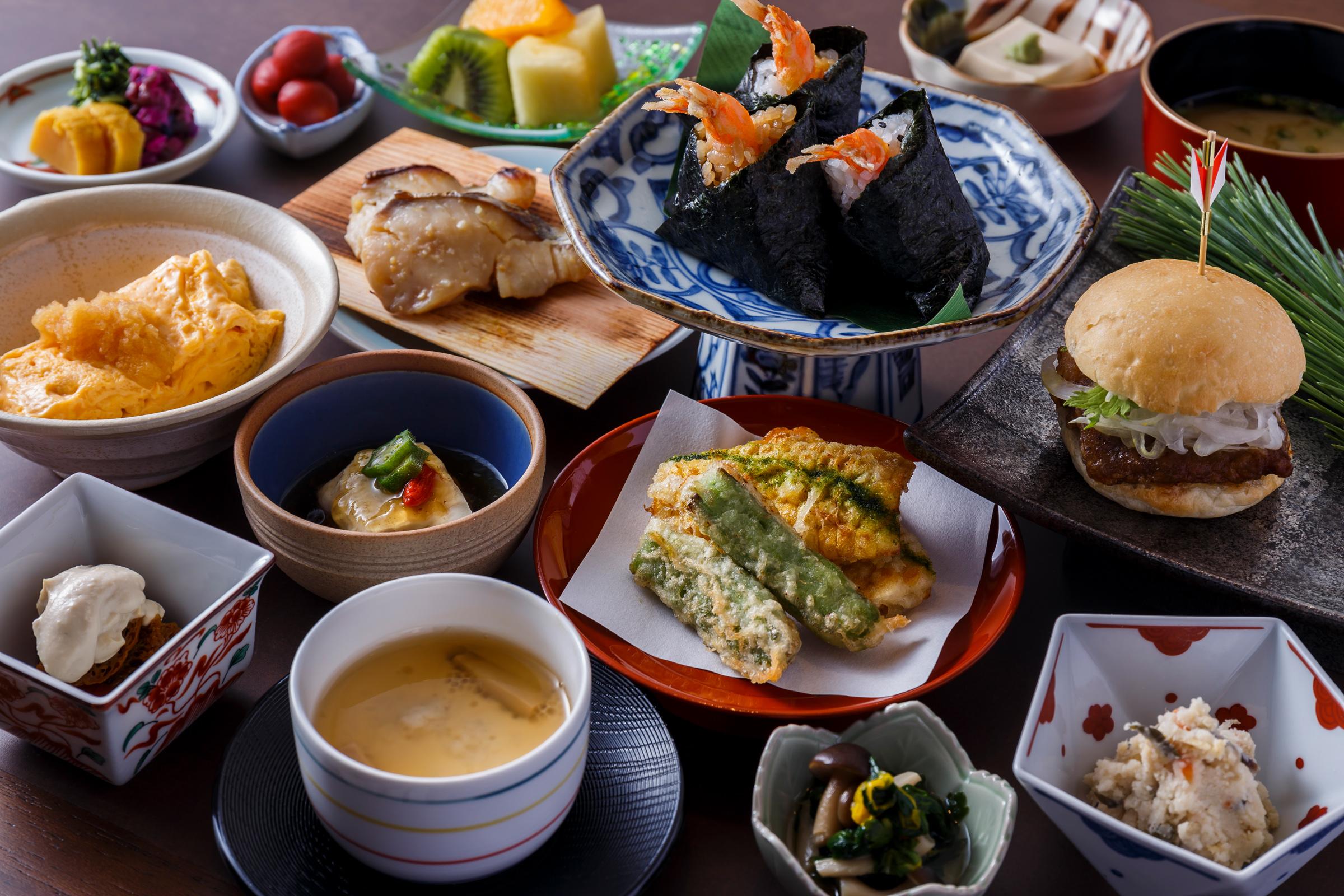 Hotel The Celestine Kyoto Gion Εξωτερικό φωτογραφία A selection of Japanese cuisine