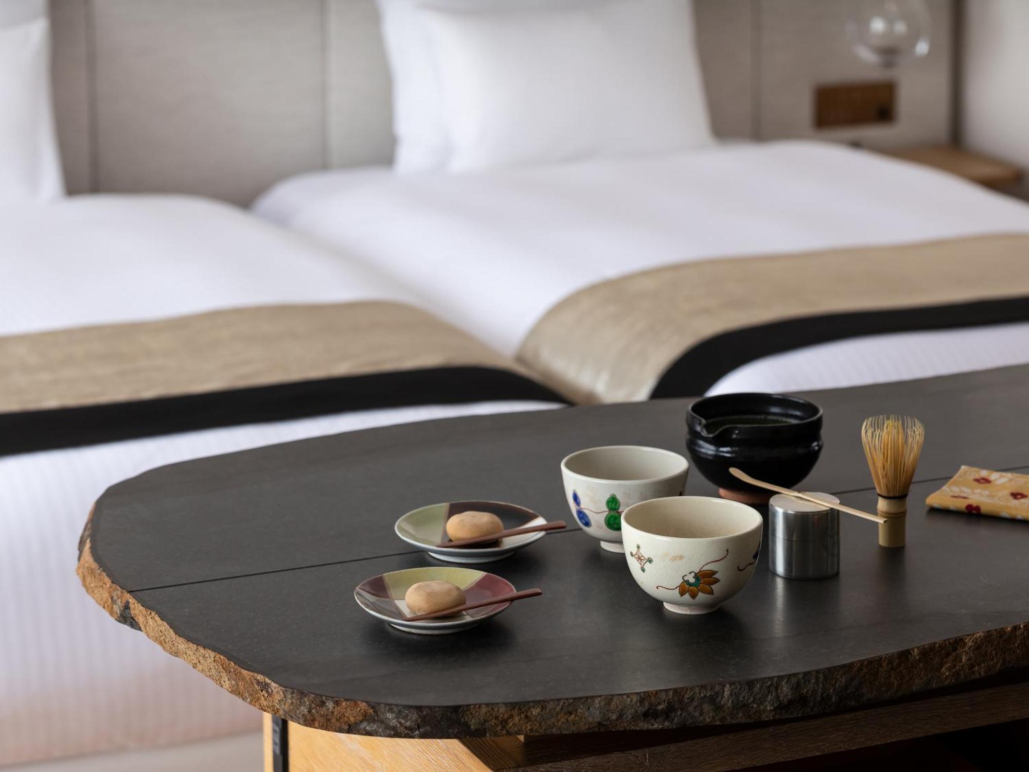 Hotel The Celestine Kyoto Gion Εξωτερικό φωτογραφία A tea set