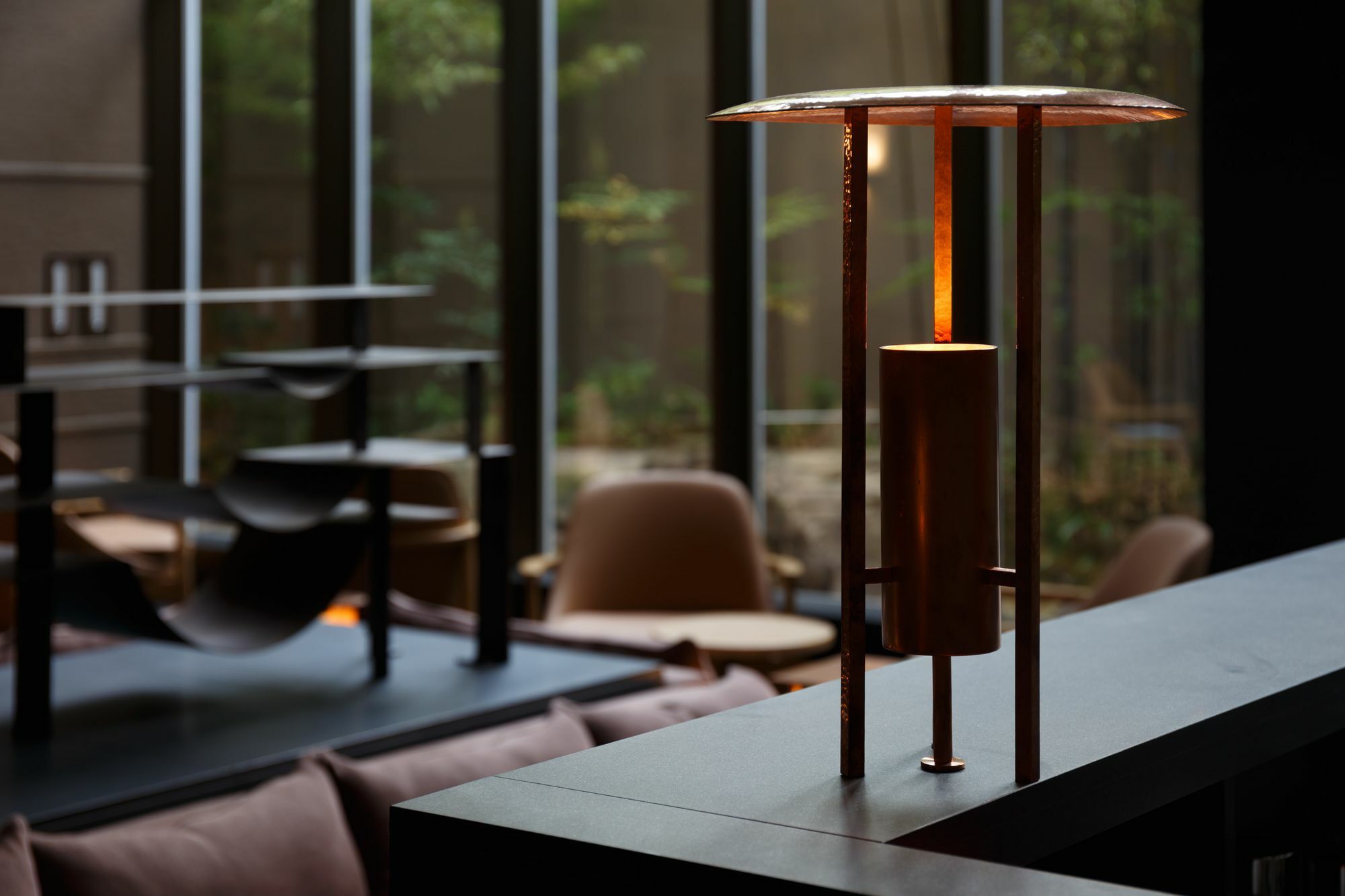 Hotel The Celestine Kyoto Gion Εξωτερικό φωτογραφία A table lamp